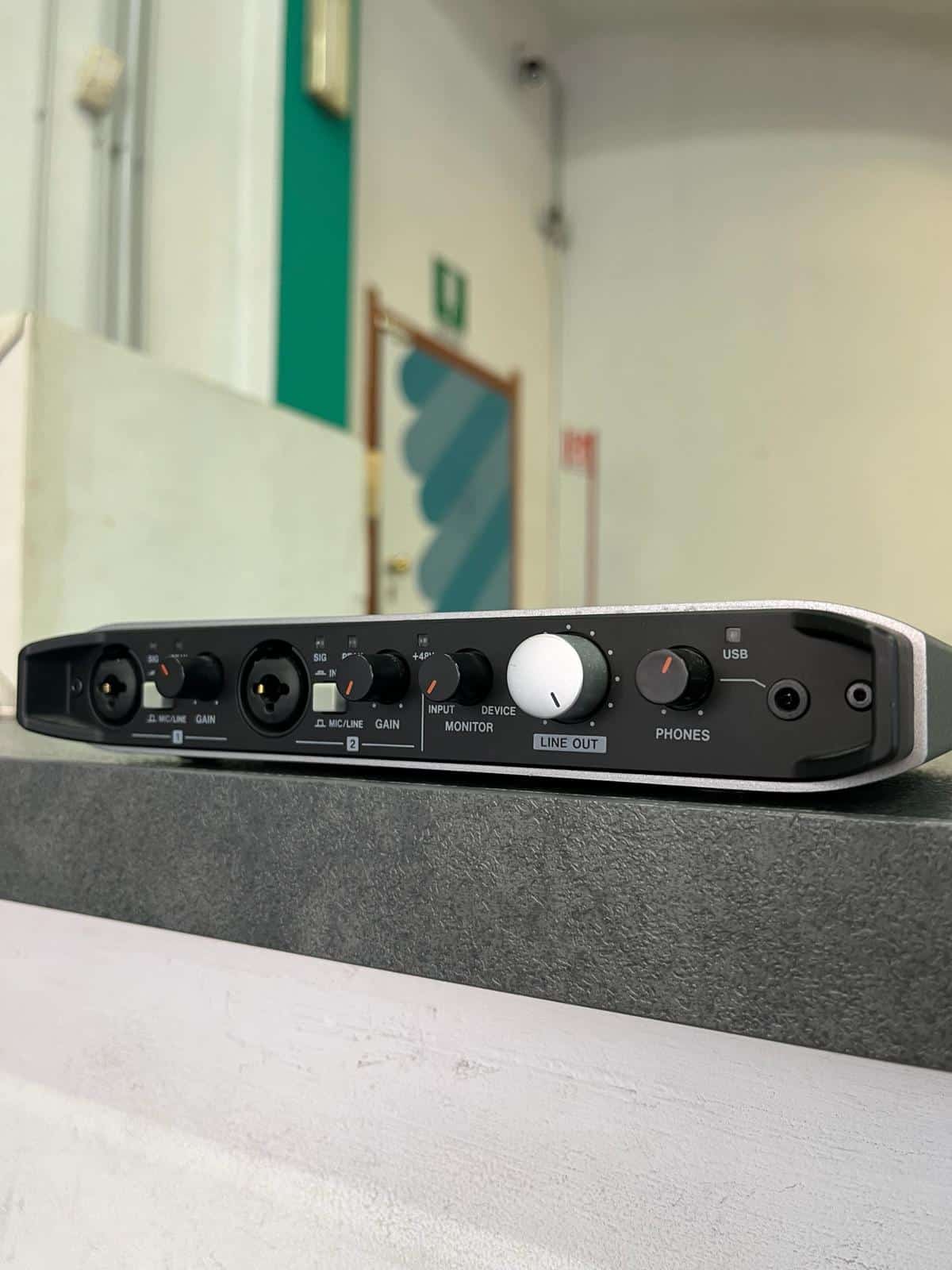 1da3f7d9-ae41-4d6b-b18f-28f0c4d157fe Tascam Ixr Interfaccia Audio