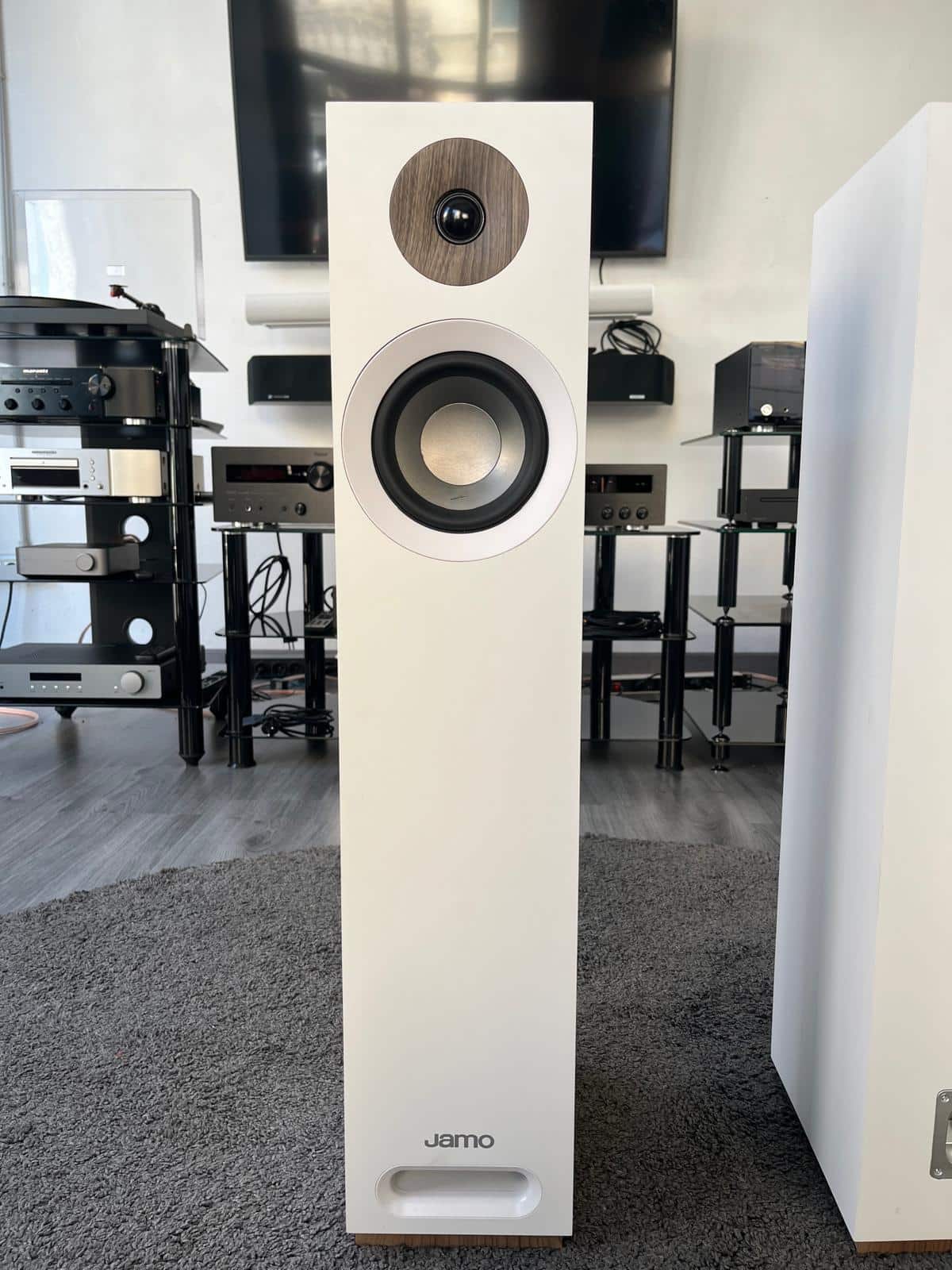Jamo s 805 White