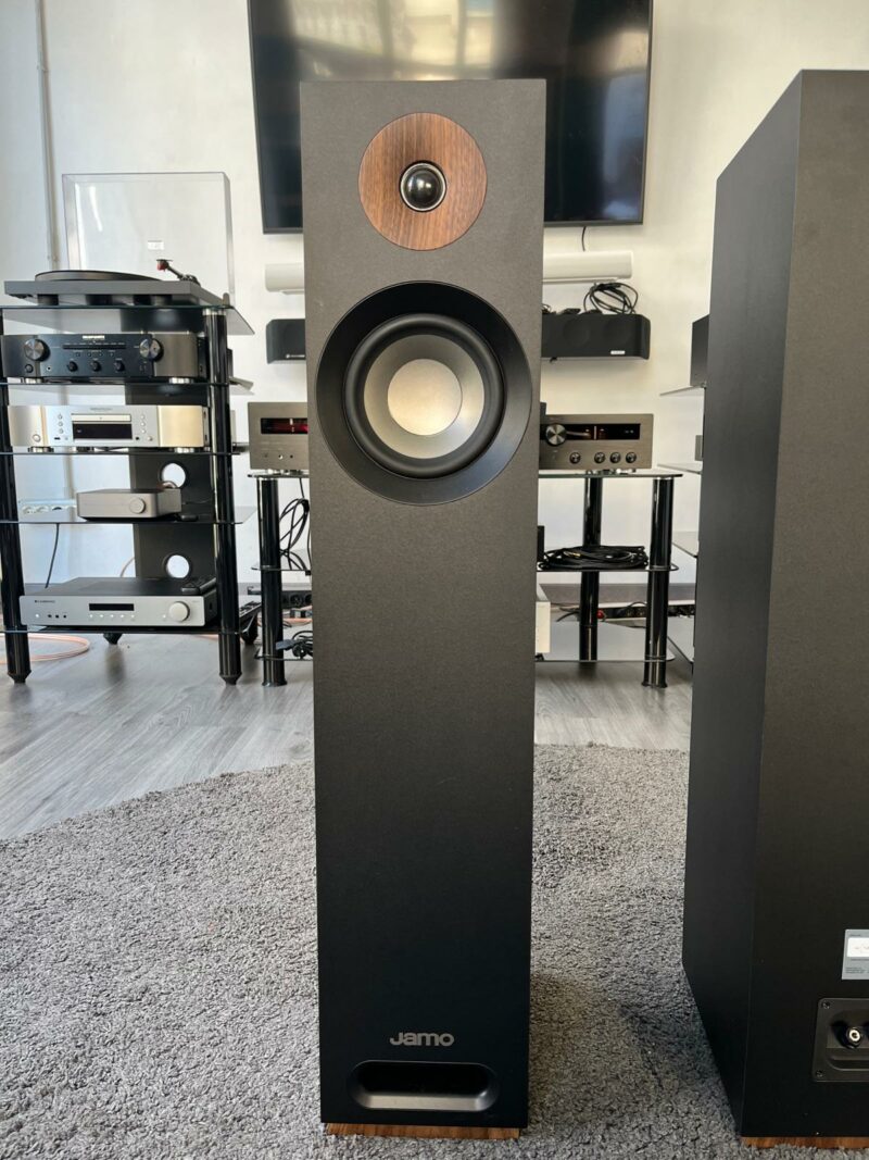 Jamo s 805 Black
