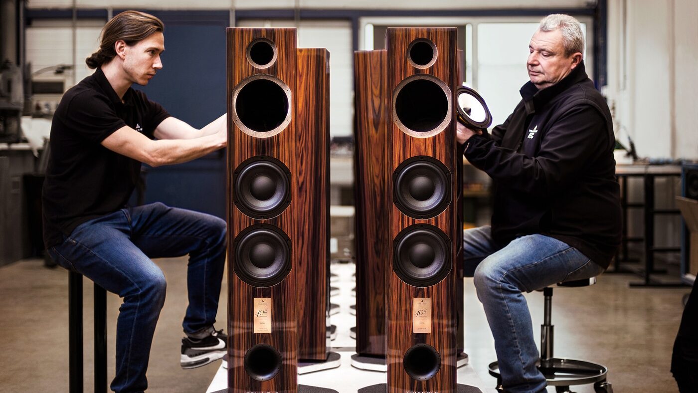 speakertriangle-1-aspect-ratio-16-9