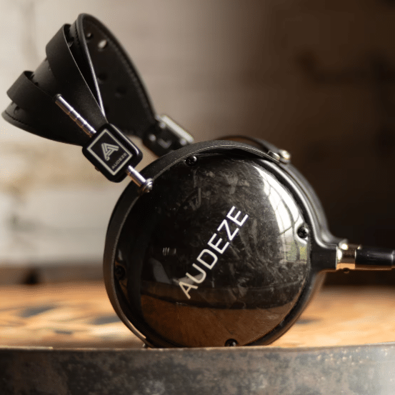 Audeze LCD-2 closed-back 2 Audeze LCD-2 closed-back