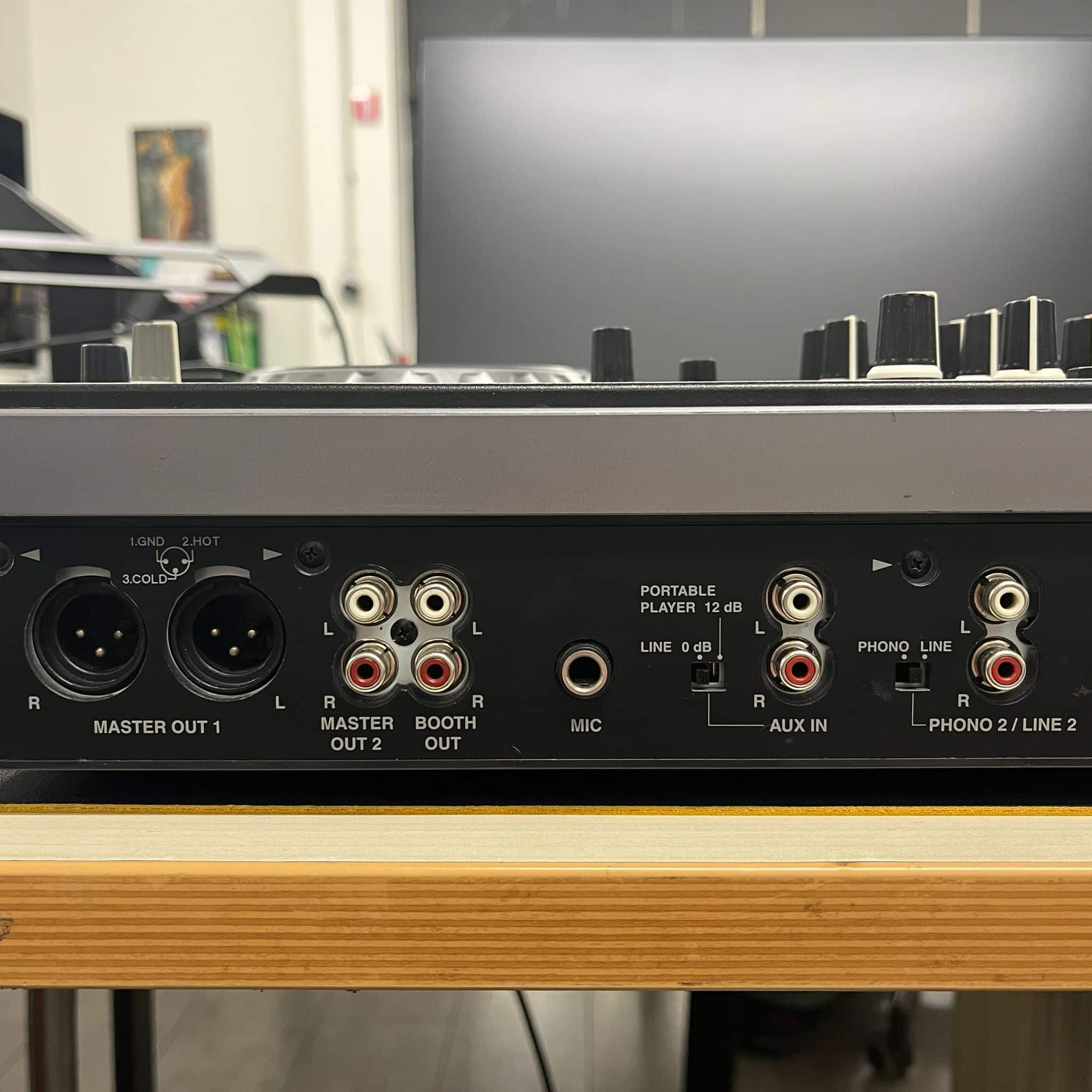 Pioneer XDJ-R1
