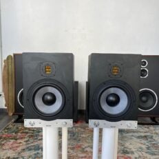 EVE Audio SC208